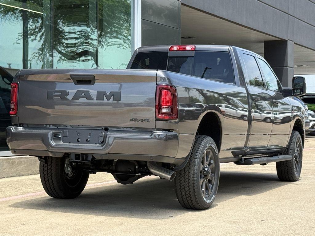 RAM 2500 Tradesman Crew Cab 4WD 2026
