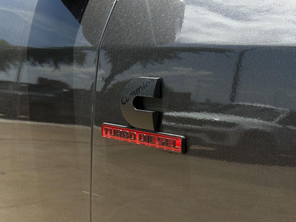 RAM 2500 Tradesman Crew Cab 4WD 2026