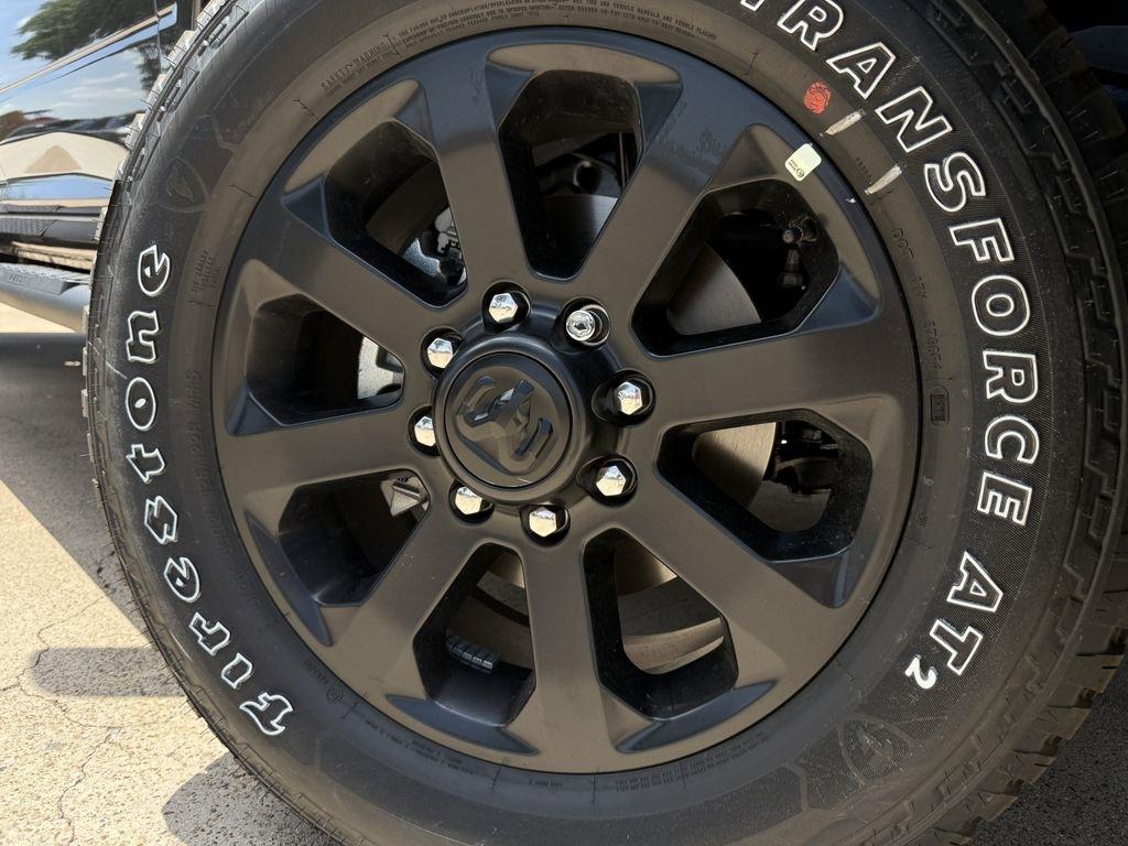 RAM 2500 Tradesman Crew Cab 4WD 2026