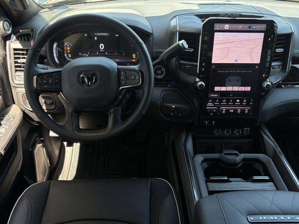 RAM 2500 Limited Mega Cab 4WD 2026