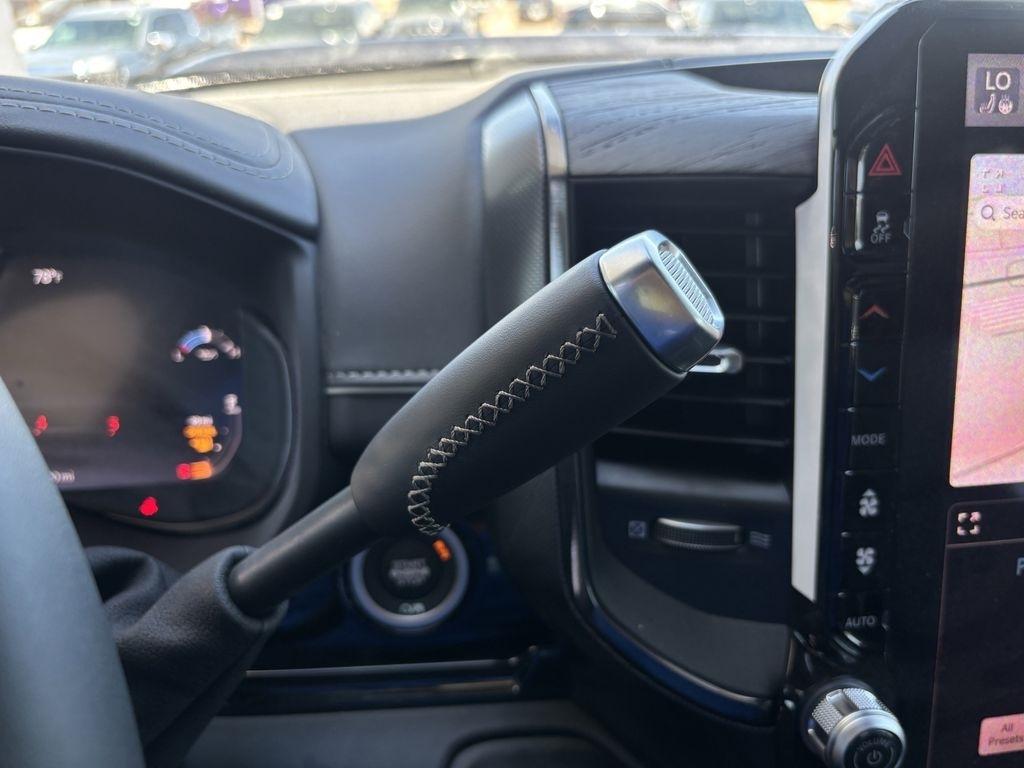 RAM 2500 Limited Mega Cab 4WD 2026