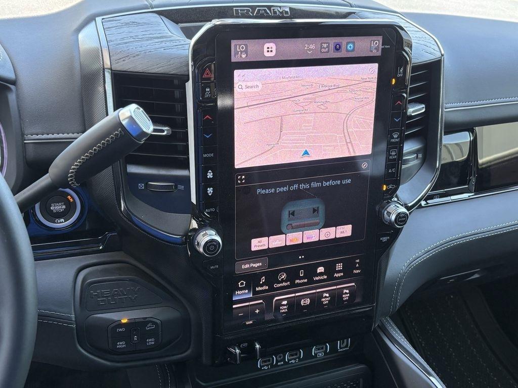 RAM 2500 Limited Mega Cab 4WD 2026