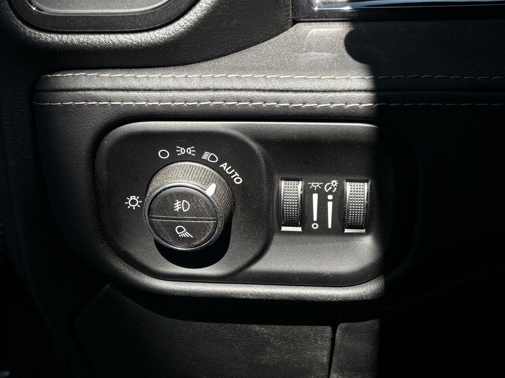 RAM 2500 Limited Mega Cab 4WD 2026