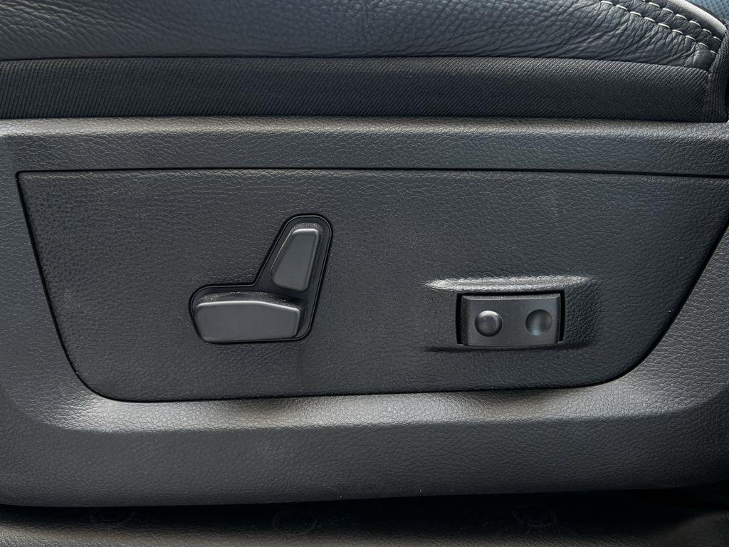 RAM 2500 Limited Mega Cab 4WD 2026