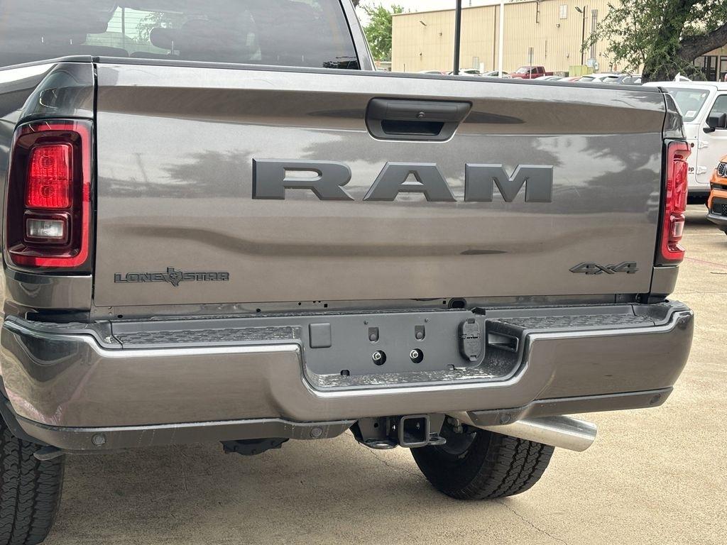 RAM 2500 Big Horn Crew Cab 4WD 2026