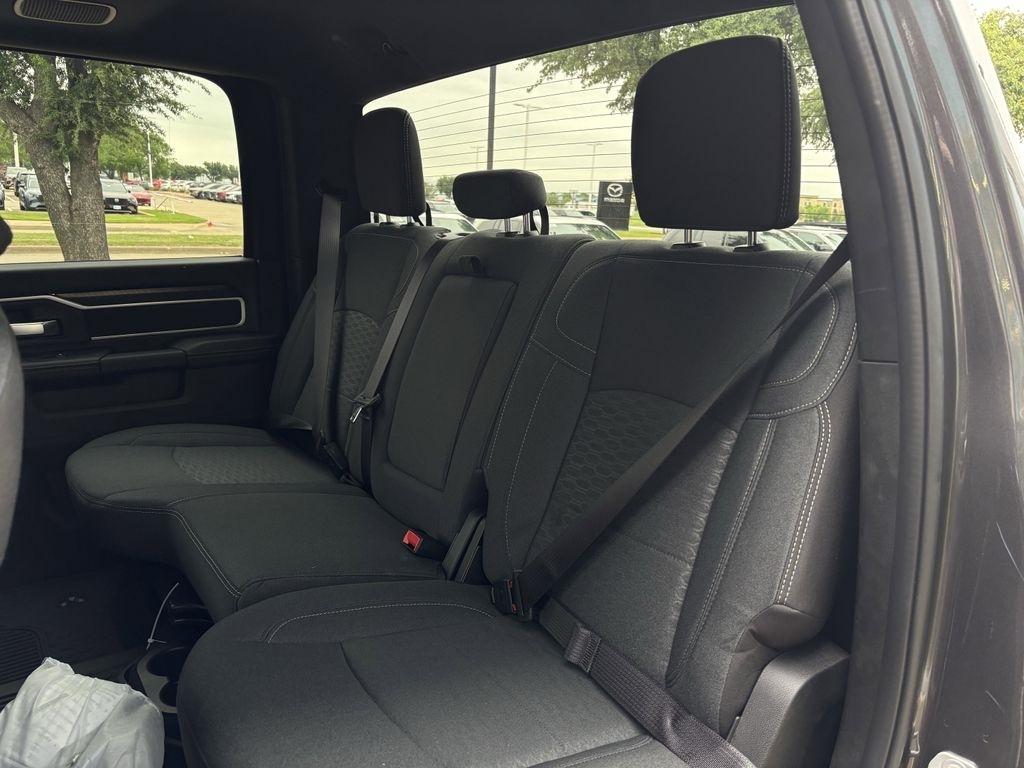 RAM 2500 Big Horn Crew Cab 4WD 2026