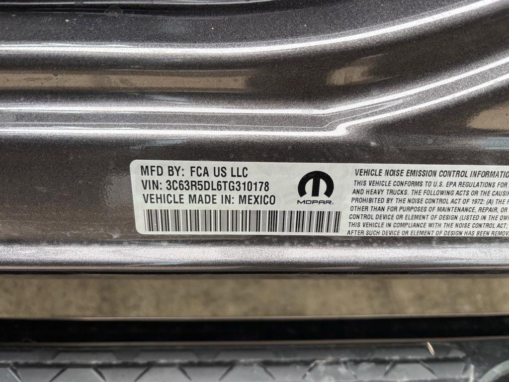 RAM 2500 Big Horn Crew Cab 4WD 2026