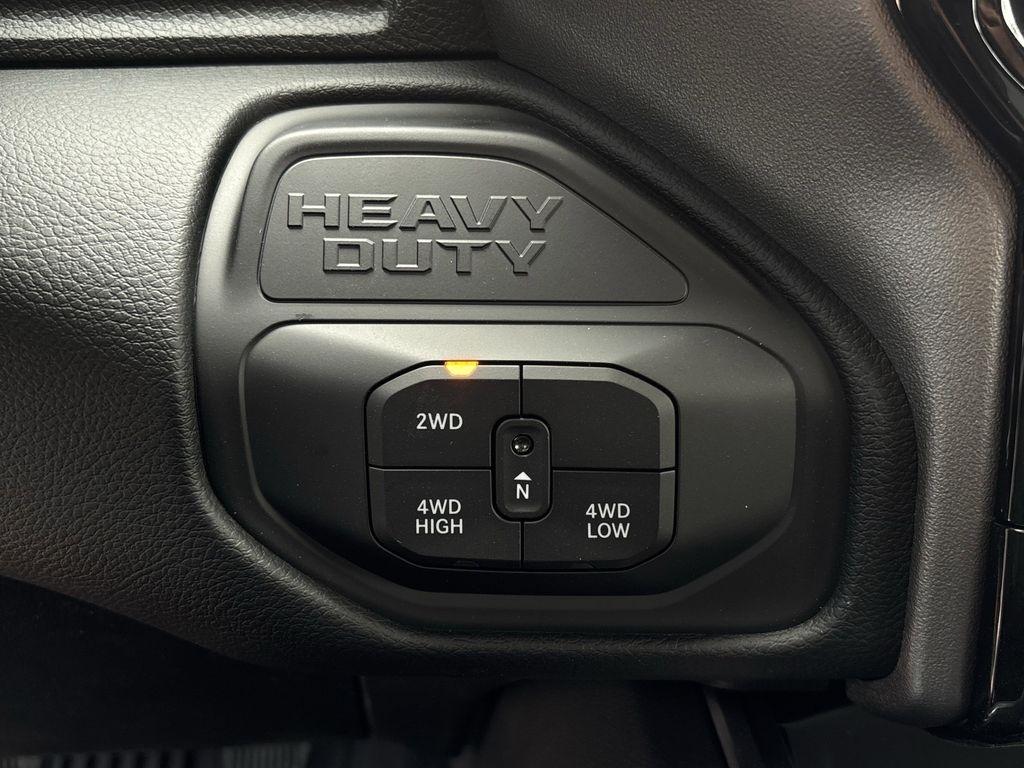 RAM 2500 Laramie Mega Cab 4WD 2026