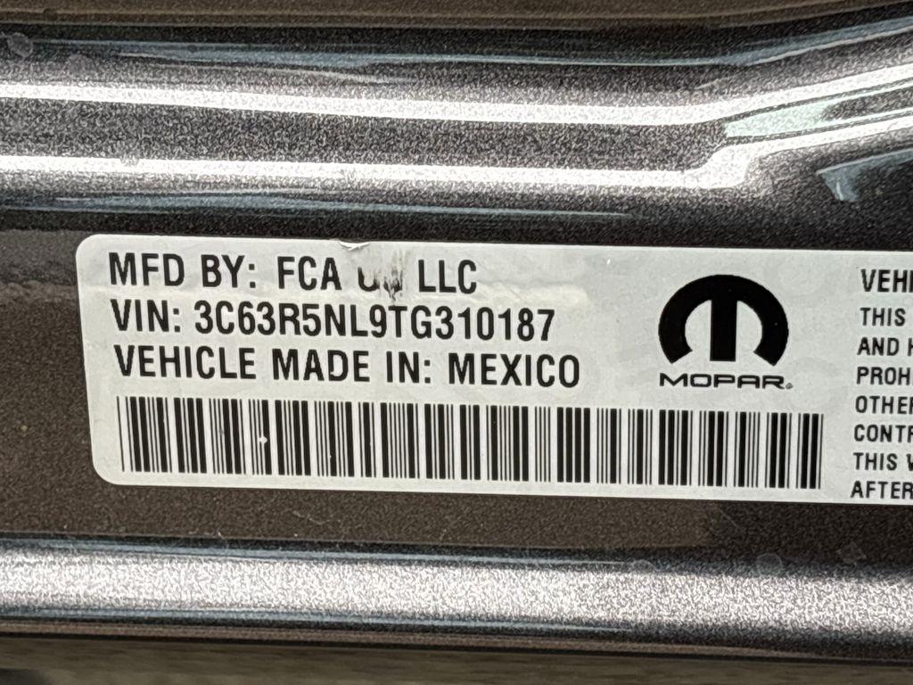 RAM 2500 Laramie Mega Cab 4WD 2026