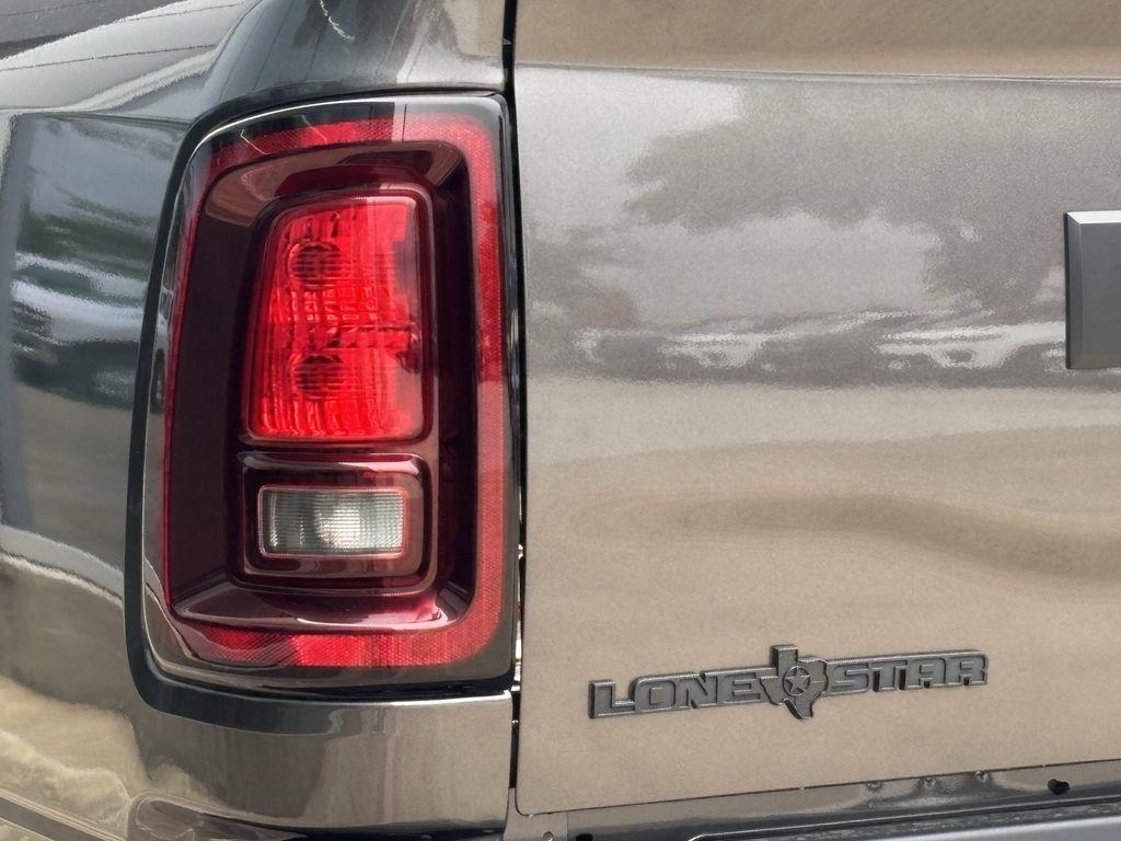 RAM 2500 Tradesman Crew Cab SWB 4WD 2026