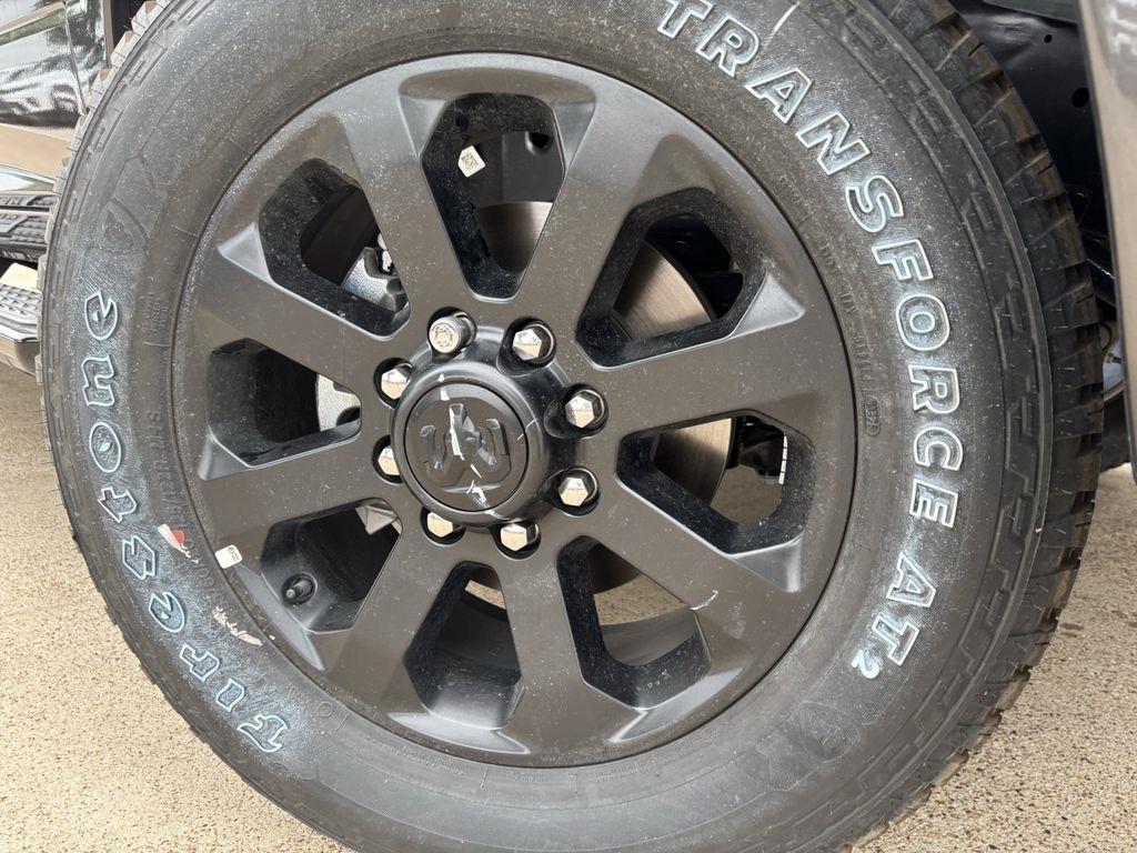 RAM 2500 Tradesman Crew Cab SWB 4WD 2026