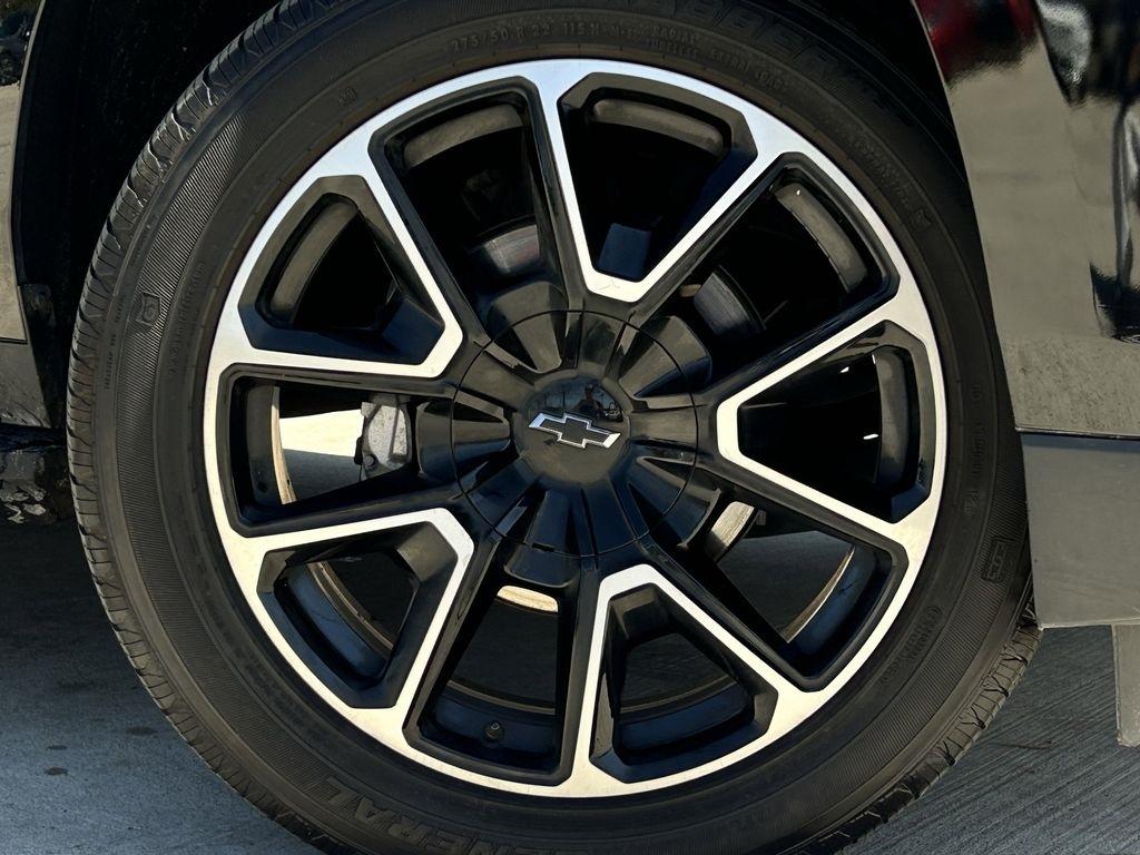 Chevrolet Suburban RST 2024