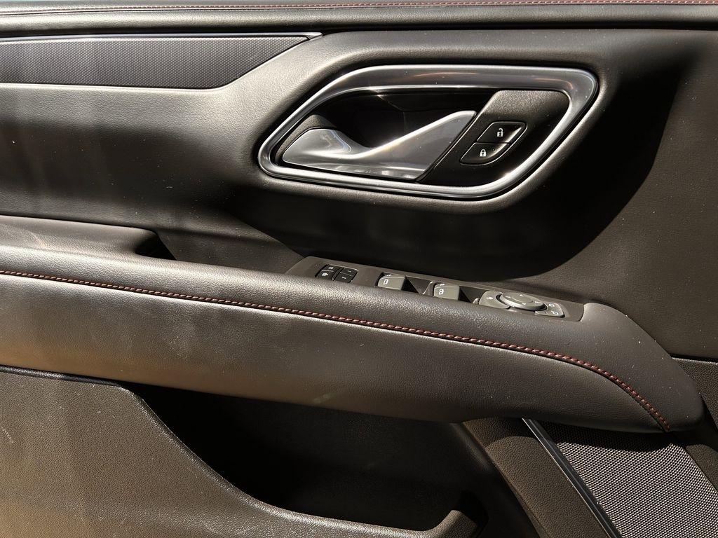 Chevrolet Suburban RST 2024