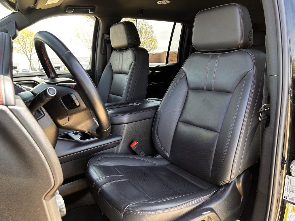 Chevrolet Suburban RST 2024