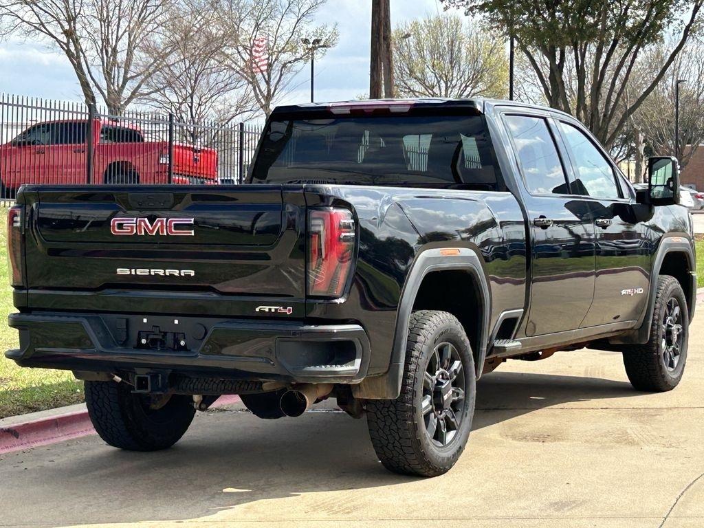 GMC Sierra 2500HD AT4 Crew Cab 4WD 2025