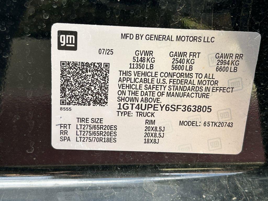 GMC Sierra 2500HD AT4 Crew Cab 4WD 2025