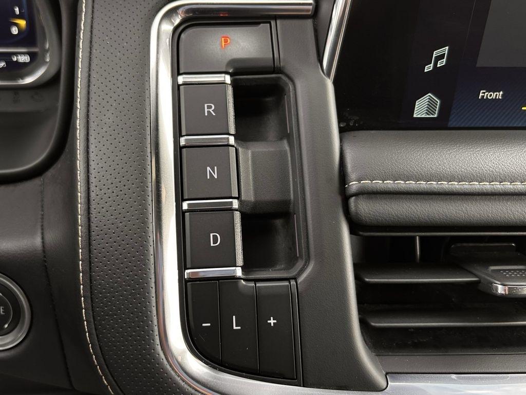 Chevrolet Suburban Premier 2024