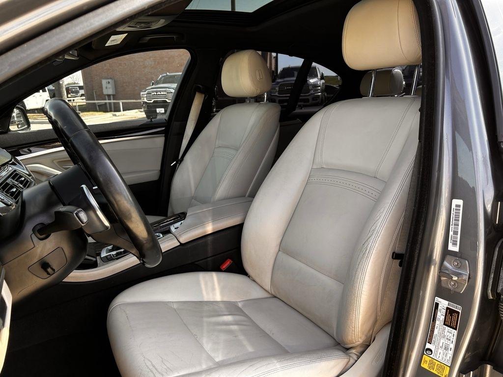 BMW 5-Series 535i 2016