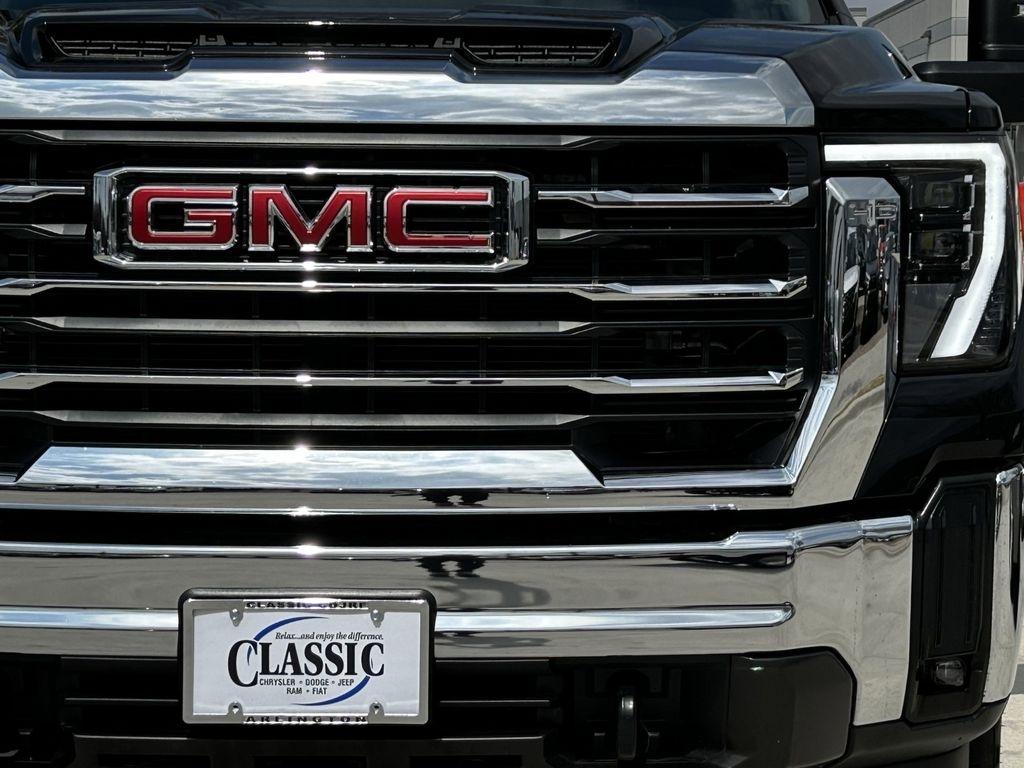 GMC Sierra 2500HD SLT Crew Cab 2WD 2025