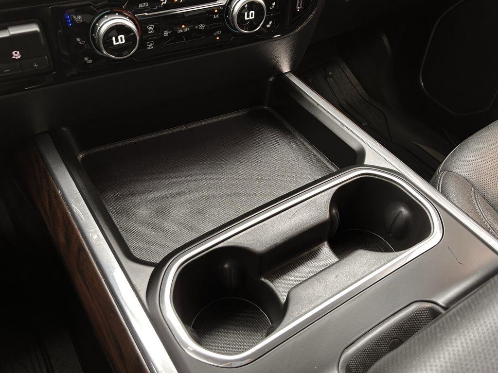 GMC Sierra 2500HD SLT Crew Cab 2WD 2025