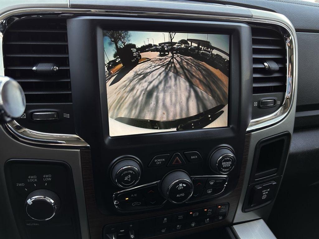 RAM 2500 Laramie Crew Cab SWB 4WD 2016