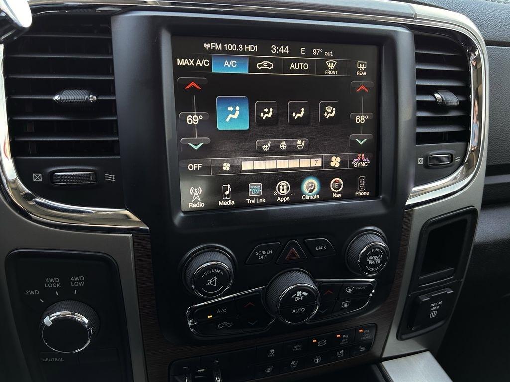 RAM 2500 Laramie Crew Cab SWB 4WD 2016