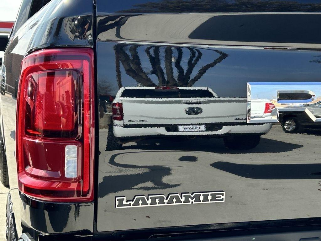 RAM 2500 Laramie Crew Cab 4WD 2026