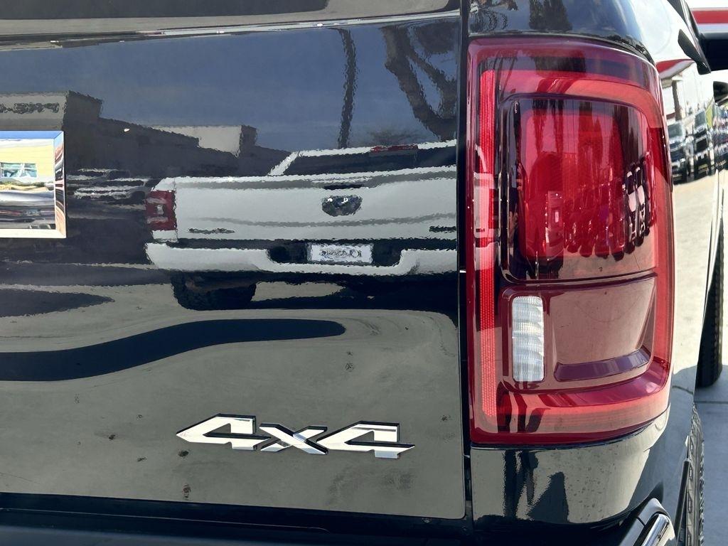 RAM 2500 Laramie Crew Cab 4WD 2026