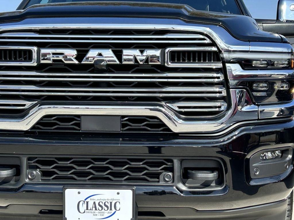 RAM 2500 Laramie Crew Cab 4WD 2026