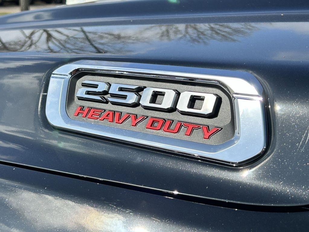 RAM 2500 Laramie Crew Cab 4WD 2026