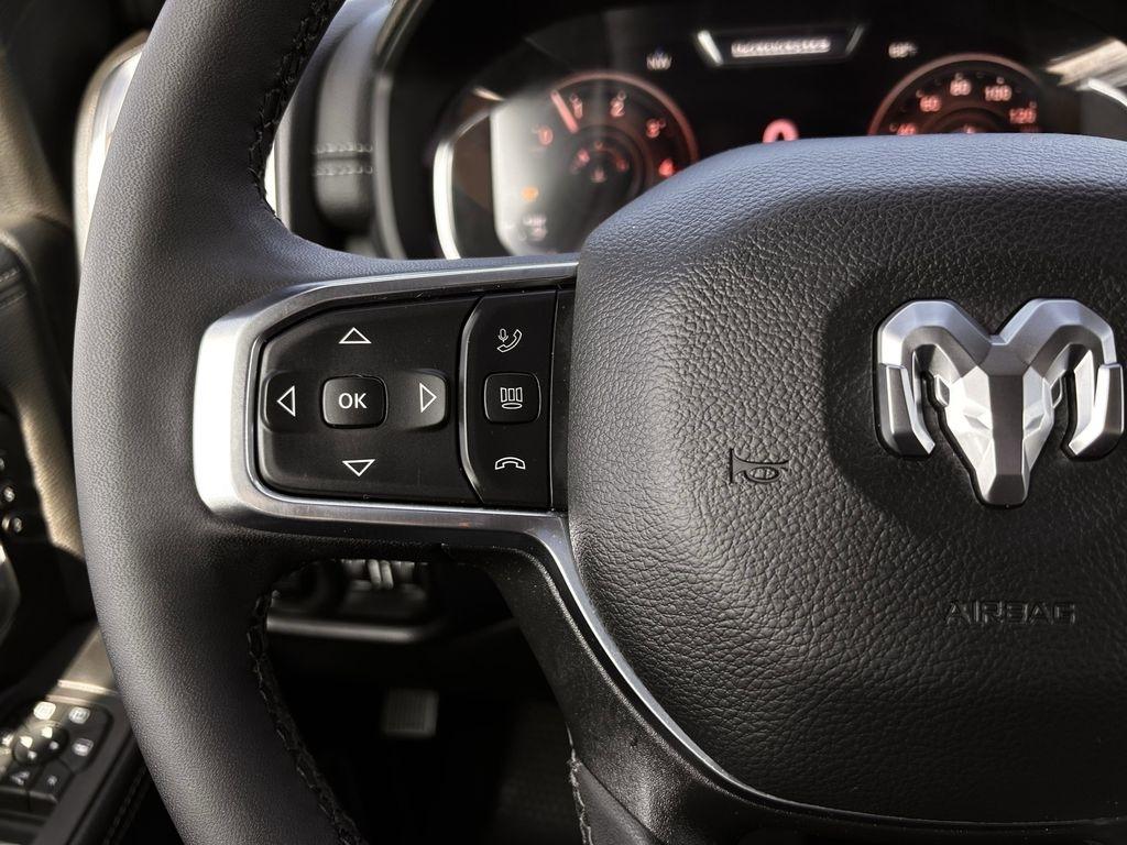 RAM 2500 Laramie Crew Cab 4WD 2026