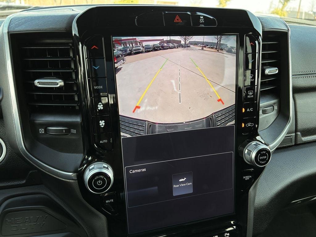 RAM 2500 Laramie Crew Cab 4WD 2026