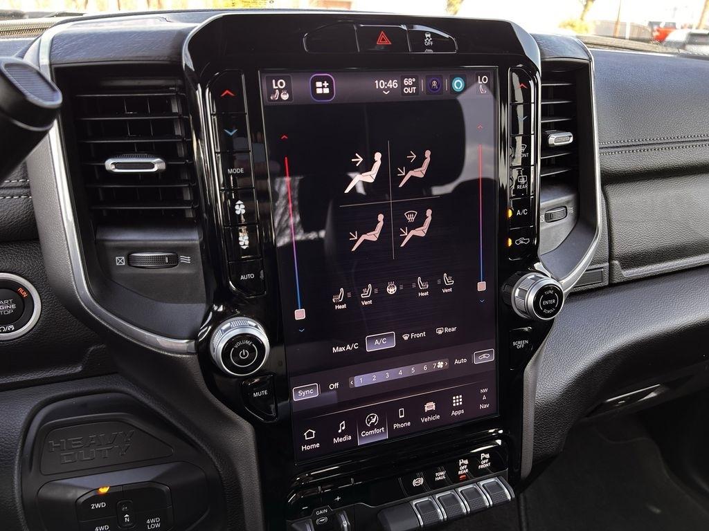 RAM 2500 Laramie Crew Cab 4WD 2026