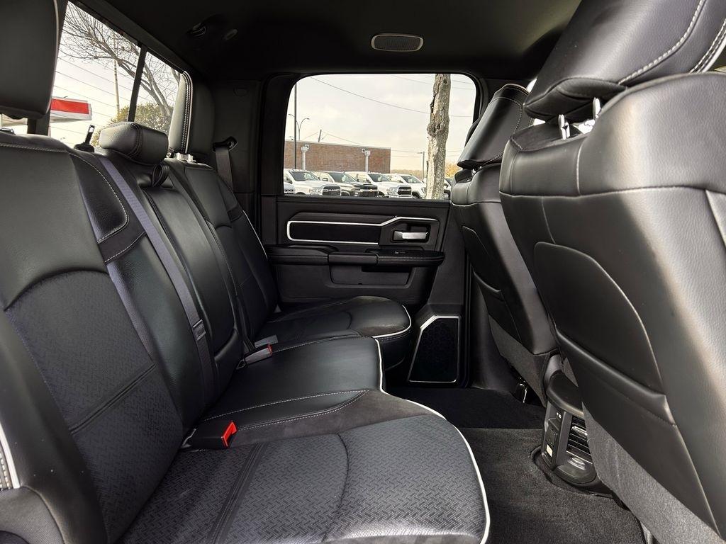 RAM 2500 Laramie Crew Cab 4WD 2026