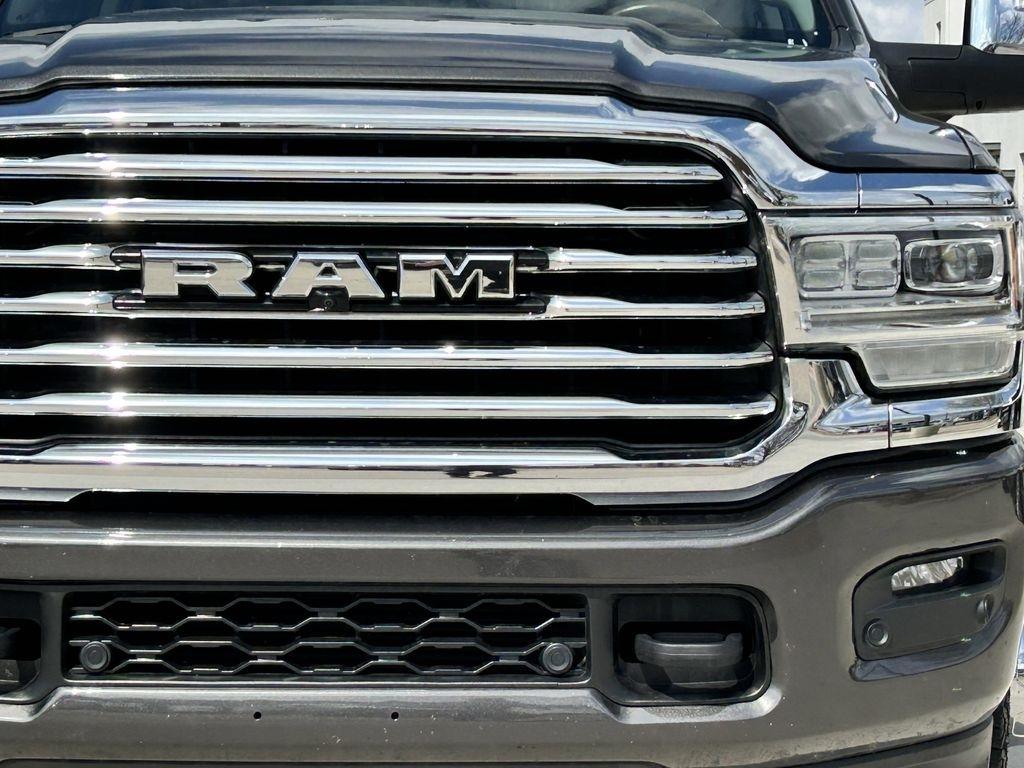 RAM 3500 Longhorn Crew Cab LWB 4WD DRW 2023