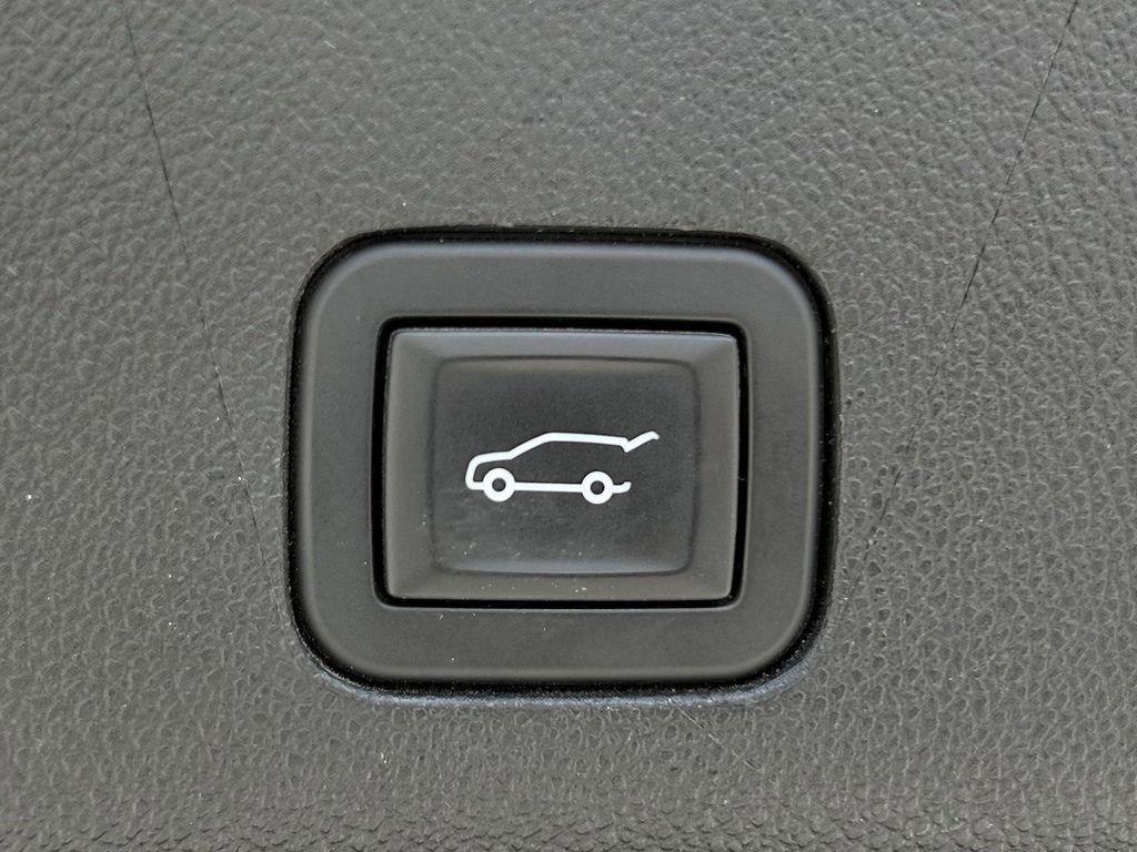 Chevrolet Suburban Premier 4WD 2024