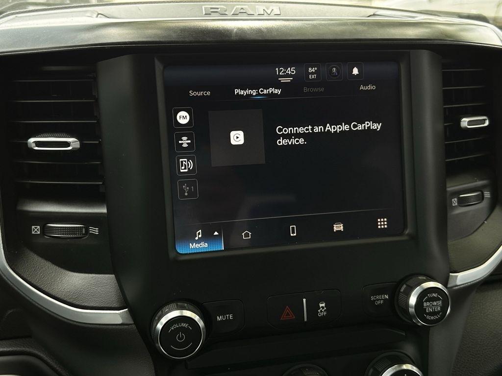 RAM 3500 Big Horn Crew Cab LWB 4WD DRW 2024