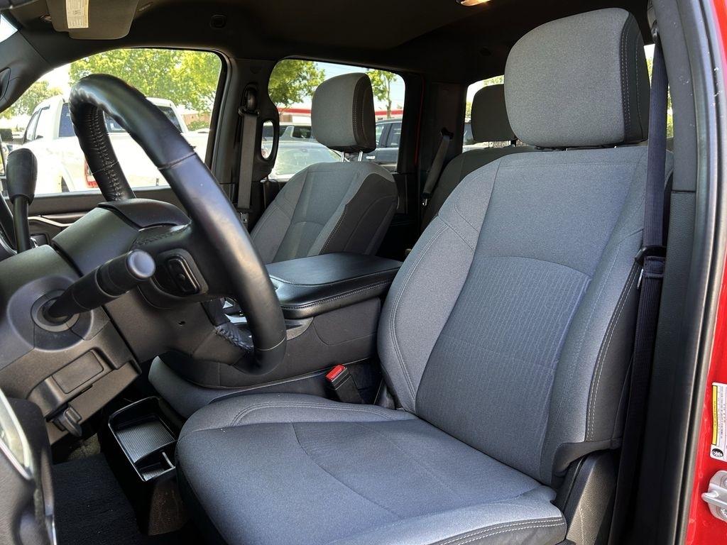 RAM 3500 Big Horn Crew Cab LWB 4WD DRW 2024