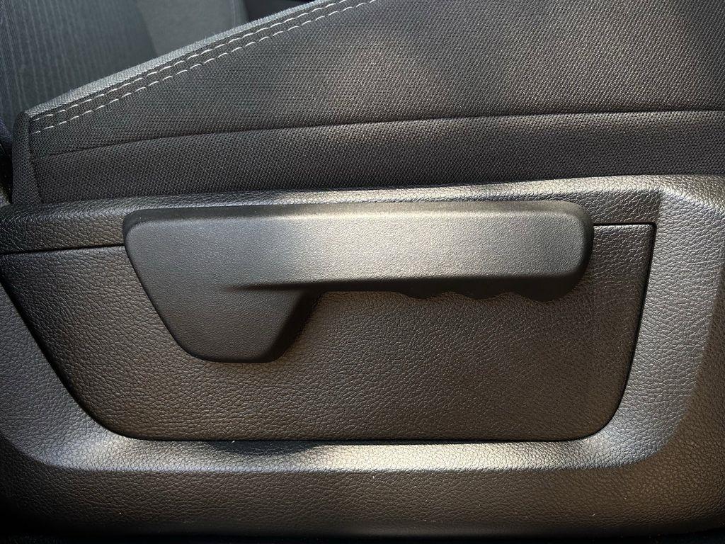 RAM 3500 Big Horn Crew Cab LWB 4WD DRW 2024