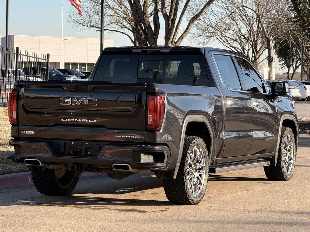 GMC Sierra 1500 Denali Ultimate Crew Cab 4WD 2023