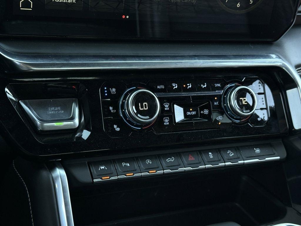 GMC Sierra 1500 Denali Ultimate Crew Cab 4WD 2023