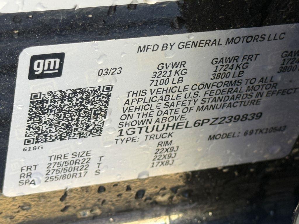 GMC Sierra 1500 Denali Ultimate Crew Cab 4WD 2023