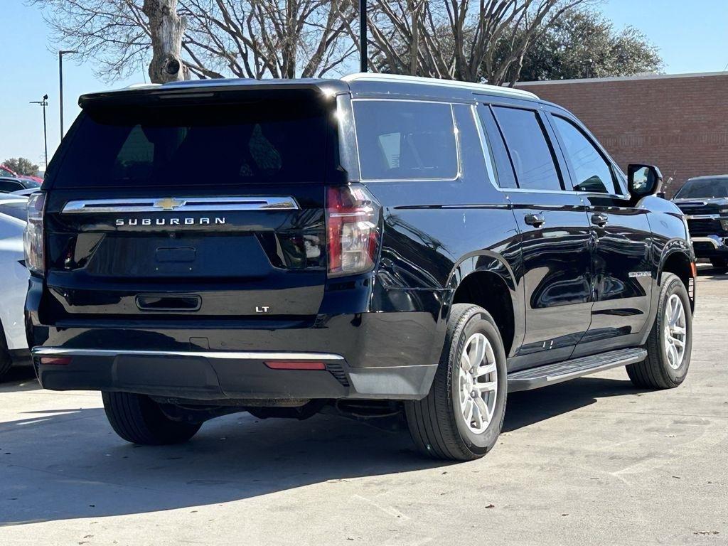 Chevrolet Suburban LT 2WD 2024