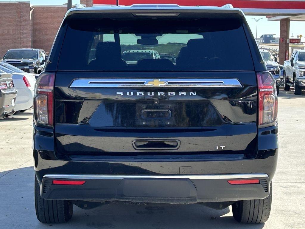 Chevrolet Suburban LT 2WD 2024