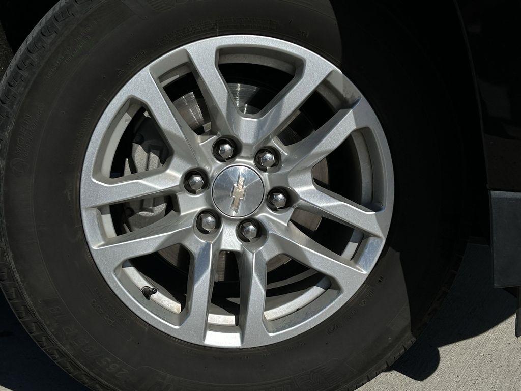 Chevrolet Suburban LT 2WD 2024