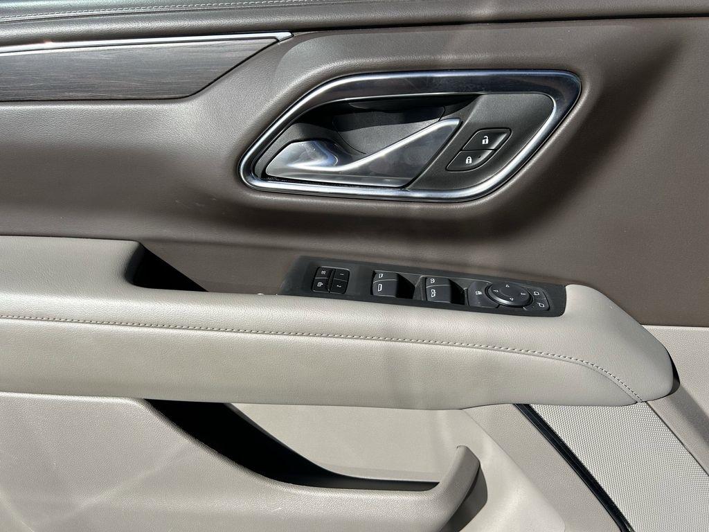 Chevrolet Suburban LT 2WD 2024