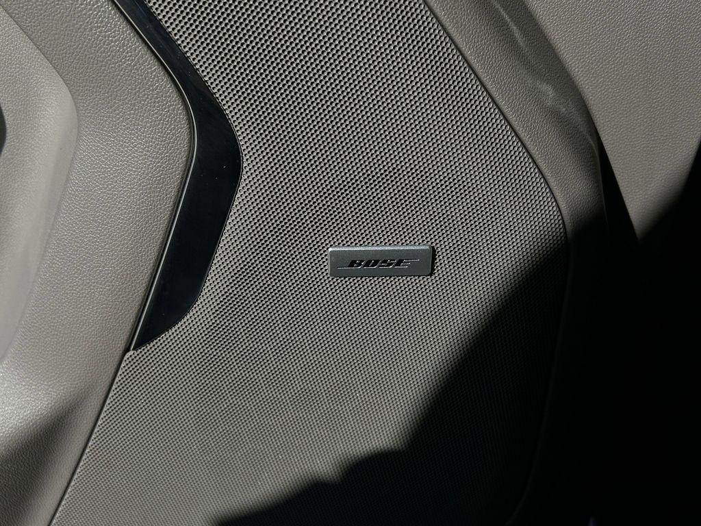 Chevrolet Suburban LT 2WD 2024