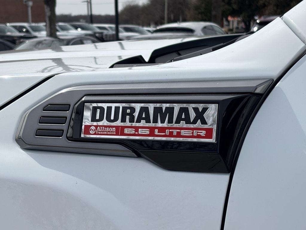 GMC Sierra 2500HD AT4 Crew Cab 4WD 2025