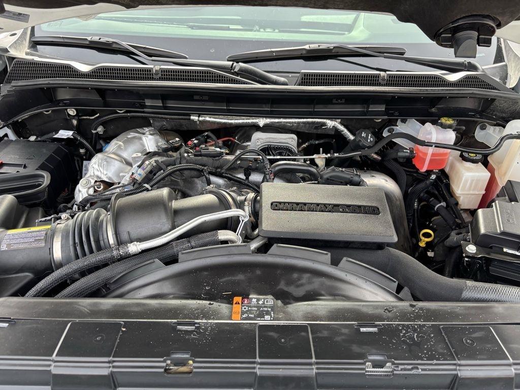 GMC Sierra 2500HD AT4 Crew Cab 4WD 2025