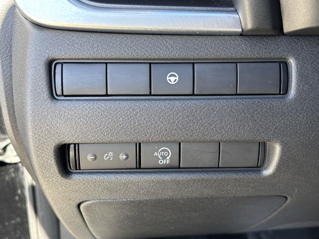 Nissan Rogue SV 2023